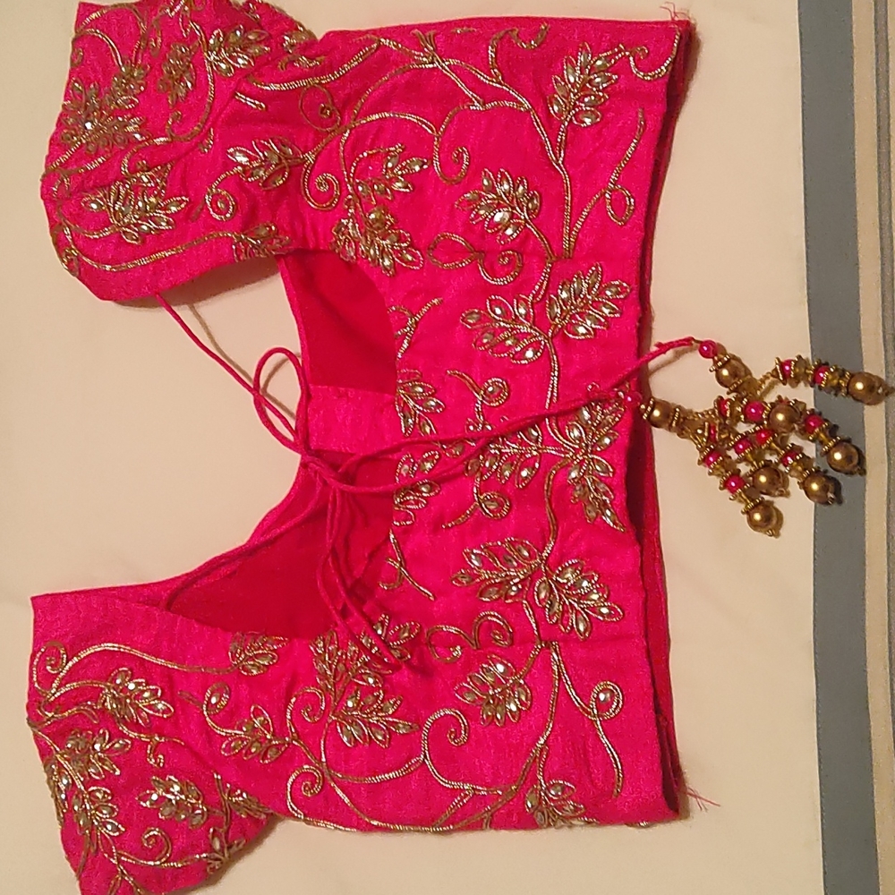 Designer embroidered lace and Pearl Hot pink & white kundan saree XS/S w/ blouse - Picture 6 of 12